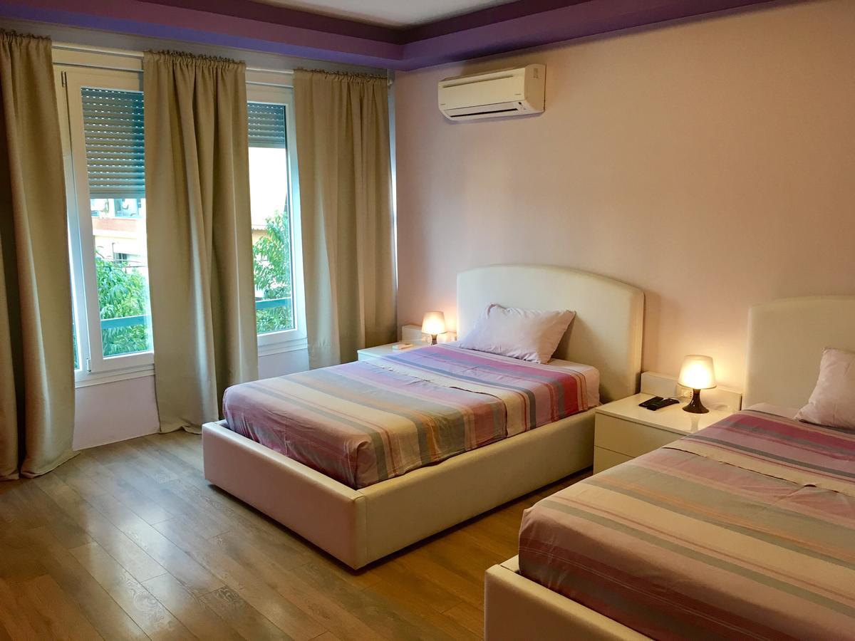 B&B Tirana Smile Kültér fotó